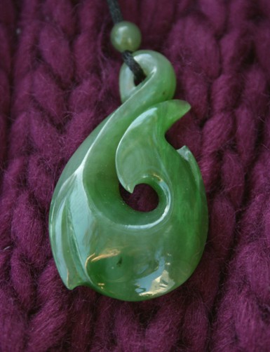 Hook jade pendant